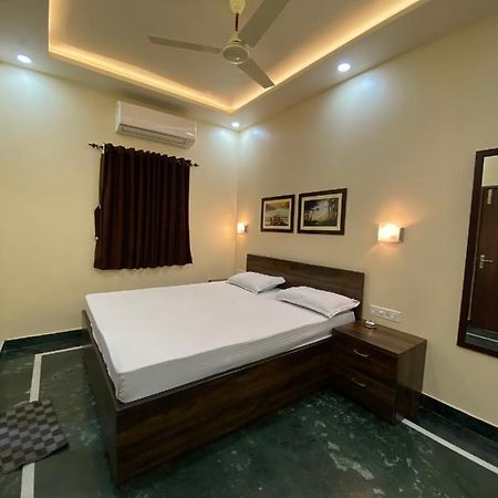Shivam Hotels Kalkutta Kültér fotó